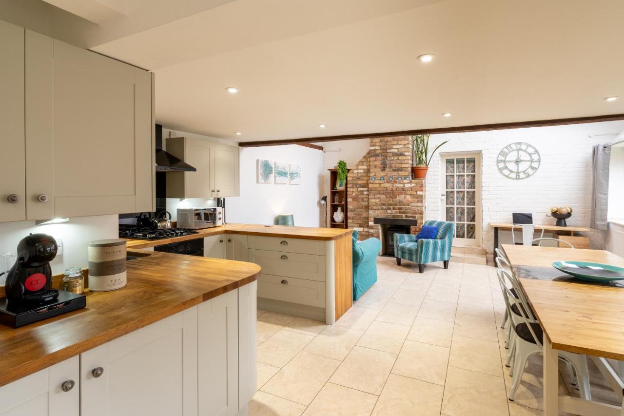 Colthorn Farm Cottage By Aryas Properties - Oxford Esterno foto